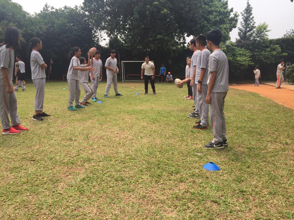 Get Into Rugby di Sekolah Cikal Amri
